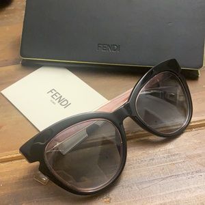 Fendi Cat Eye Sunglasses Gorgeous EUC